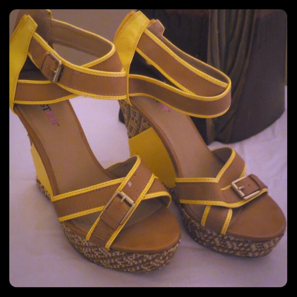 Summer sandals